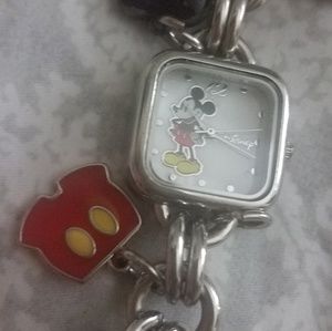 Pre Owned Disney Mickey Mouse Watch